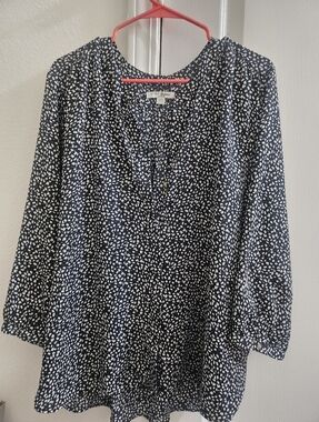JACHS Girlfriend Navy and White Printed V-Neck Tunic Blouse